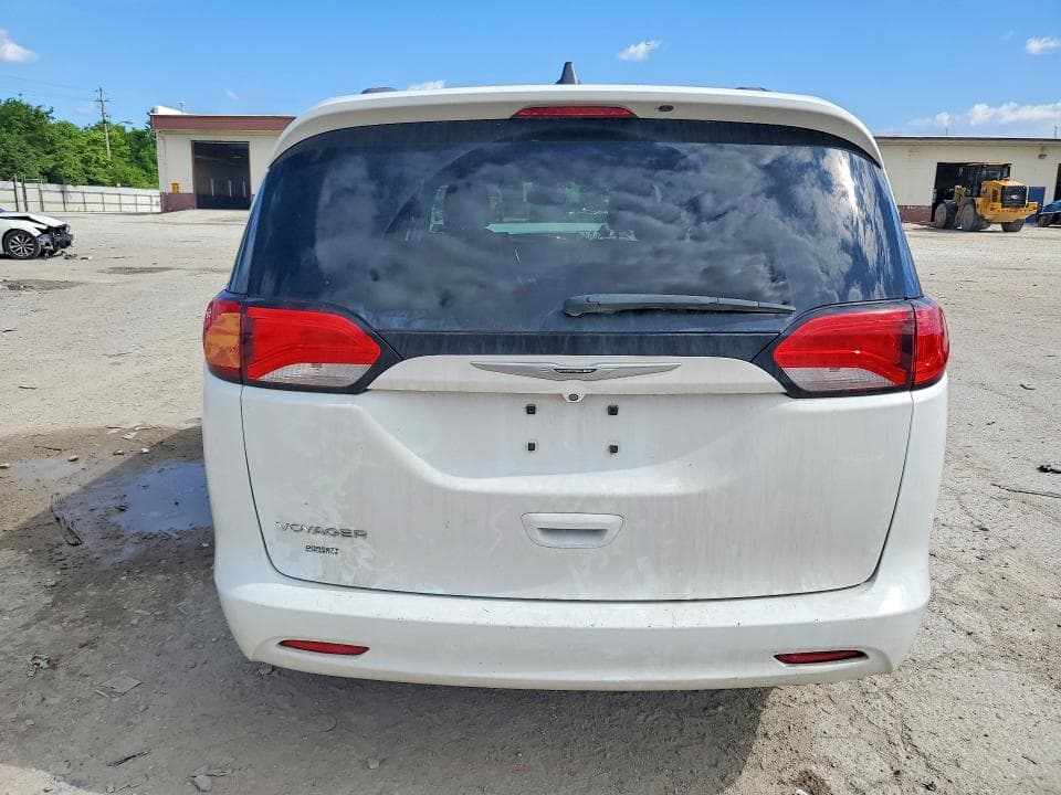 2021 CHRYSLER VOYAGER LXI 6