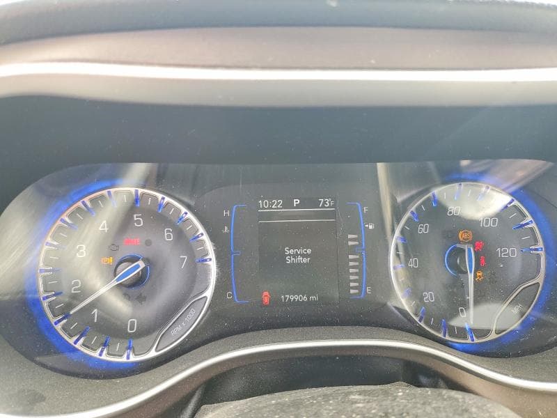 2021 CHRYSLER VOYAGER LXI 9
