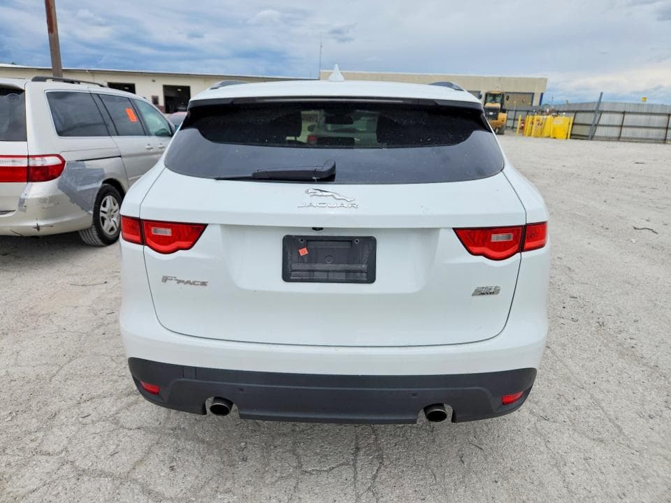 2018 JAGUAR F-PACE PREMIUM 6