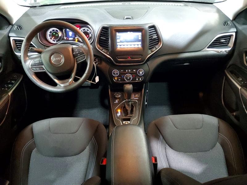 2019 JEEP CHEROKEE LATITUDE 8