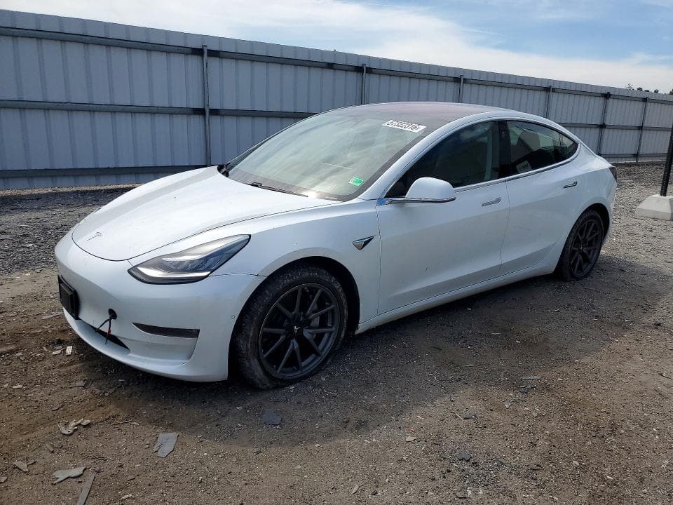 2018 TESLA MODEL 3