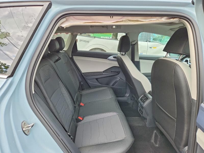 2026 VOLKSWAGEN TAOS SE SE 11