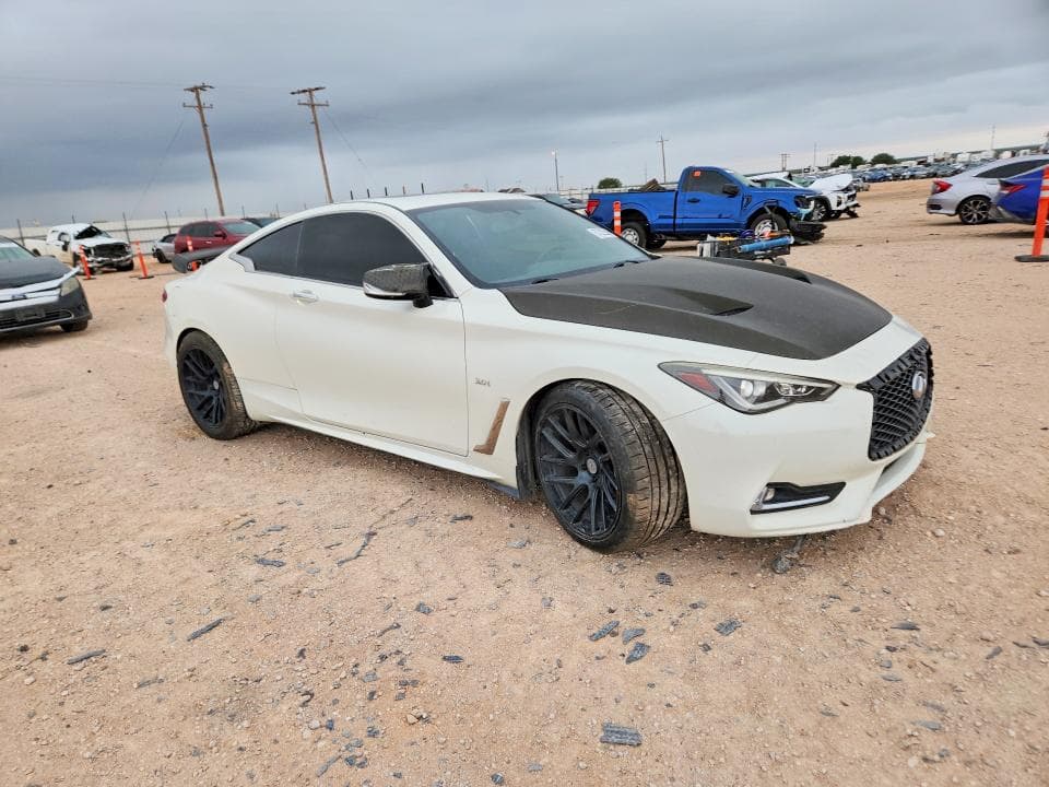 2018 INFINITI Q60 3.0T LUXE 4