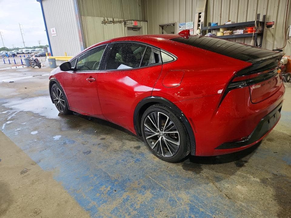 2023 TOYOTA PRIUS XLE 2