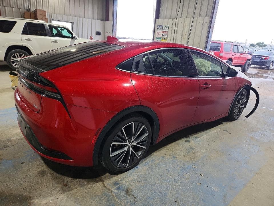 2023 TOYOTA PRIUS XLE 3