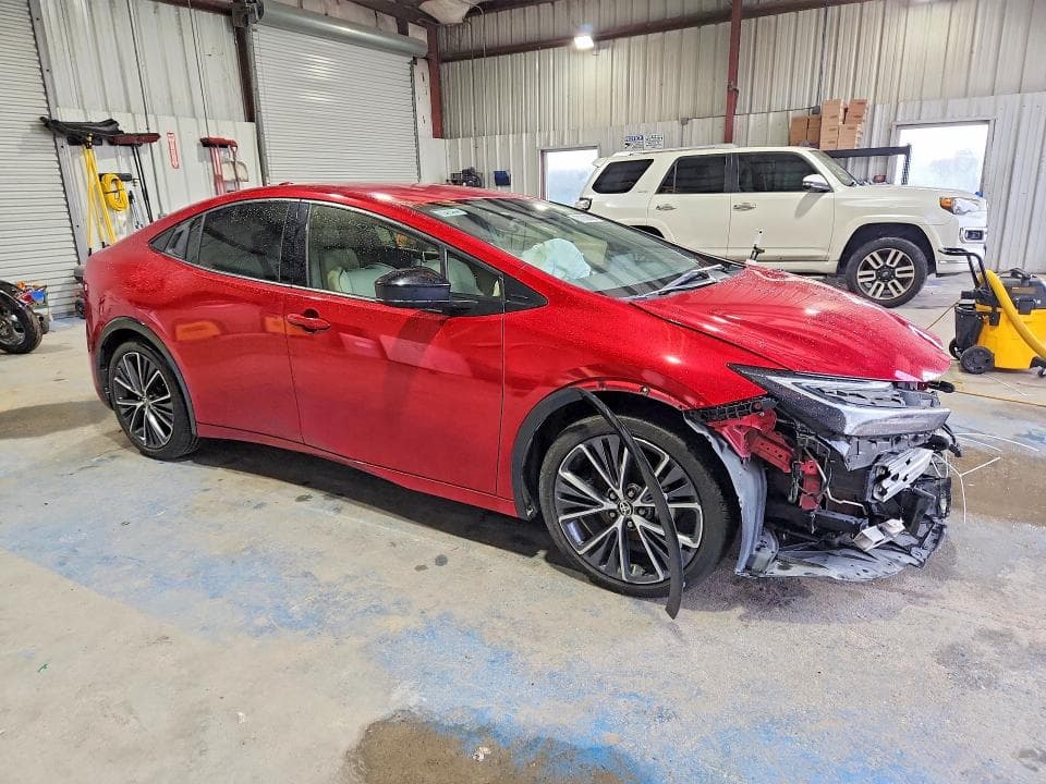 2023 TOYOTA PRIUS XLE 4