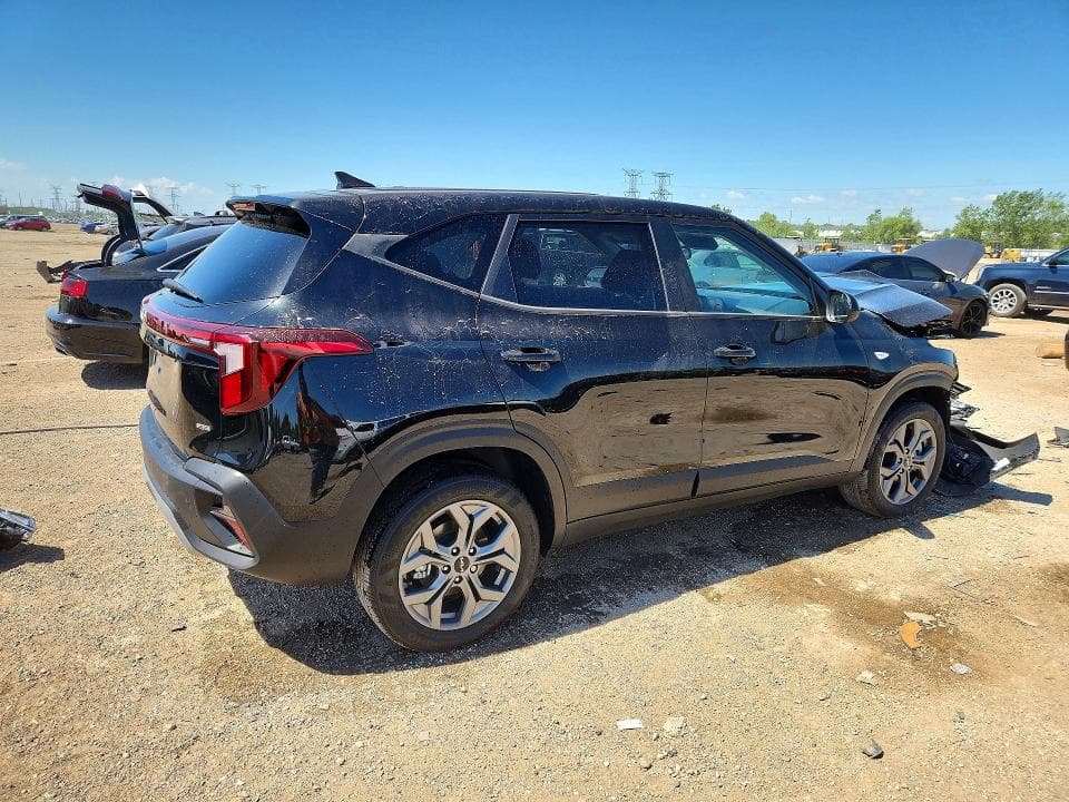 2024 KIA SELTOS LX 3