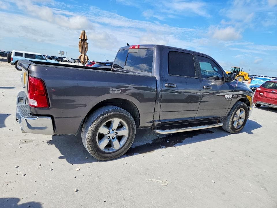 2019 RAM 1500 CLASSIC SLT SLT 3