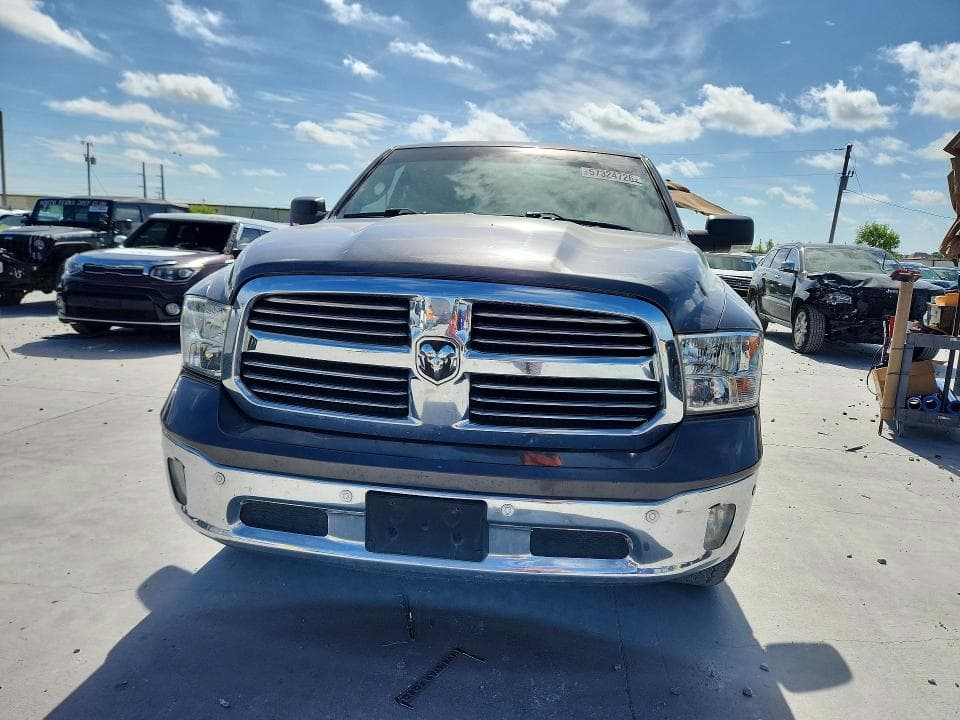 2019 RAM 1500 CLASSIC SLT SLT 5