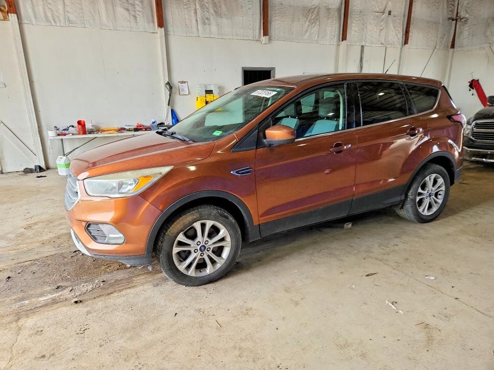 2017 FORD ESCAPE SE SE - 1