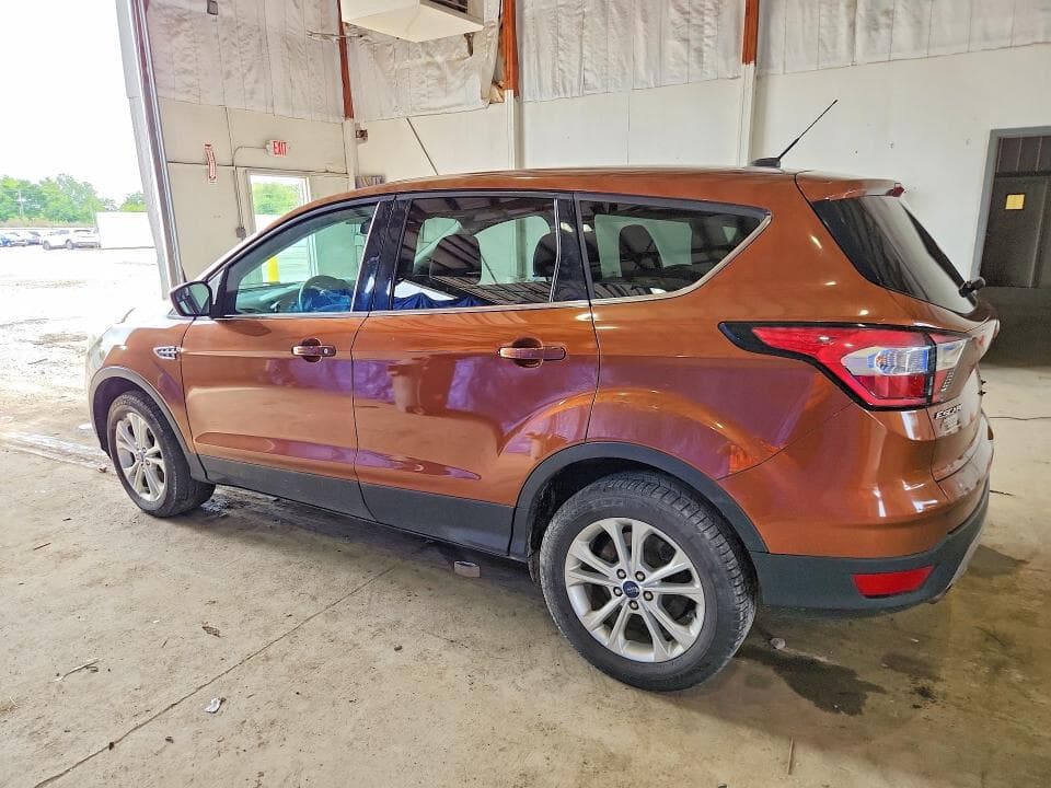 2017 FORD ESCAPE SE SE 2