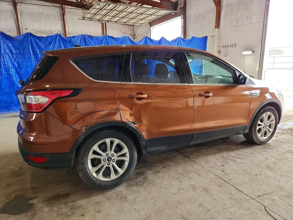 2017 FORD ESCAPE SE SE 3