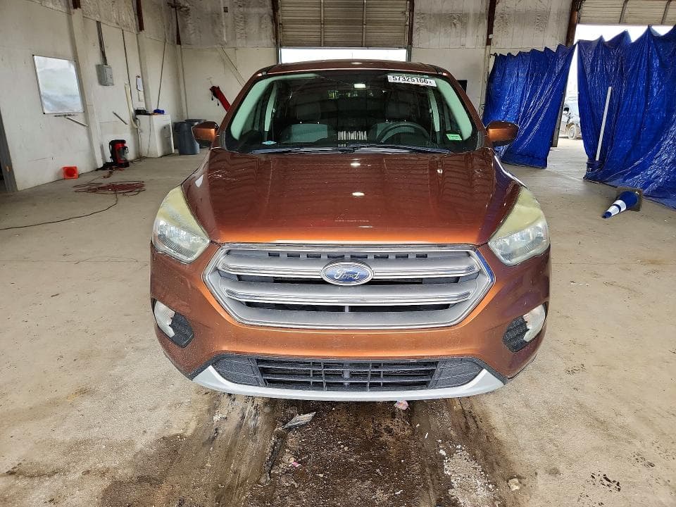 2017 FORD ESCAPE SE SE 5