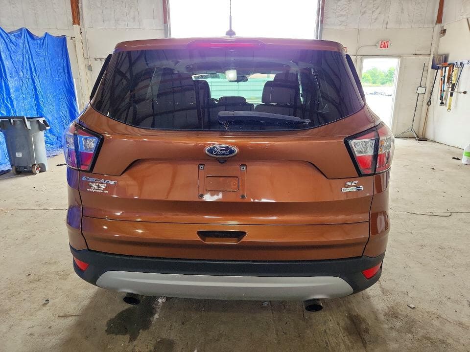 2017 FORD ESCAPE SE SE 6