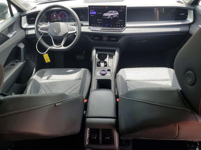 2025 VOLKSWAGEN TIGUAN SE 8