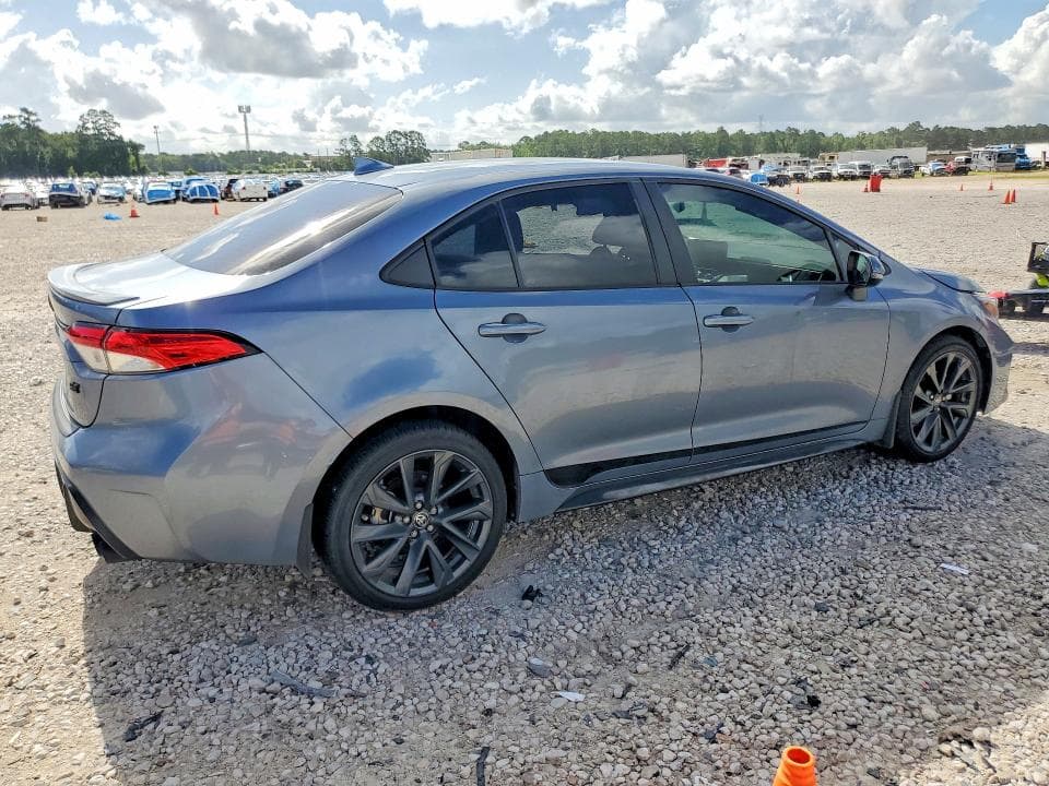 2024 TOYOTA COROLLA SE SE 3