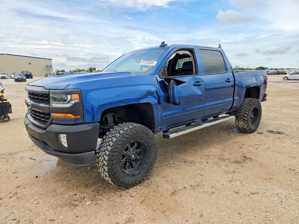 2018 CHEVROLET SILVERADO C1500 LT - 1