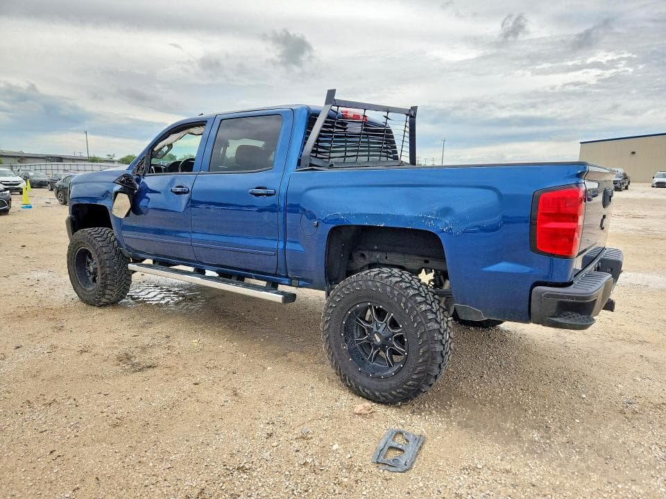 2018 CHEVROLET SILVERADO C1500 LT 2