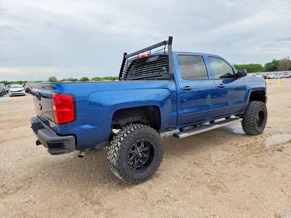 2018 CHEVROLET SILVERADO C1500 LT 3