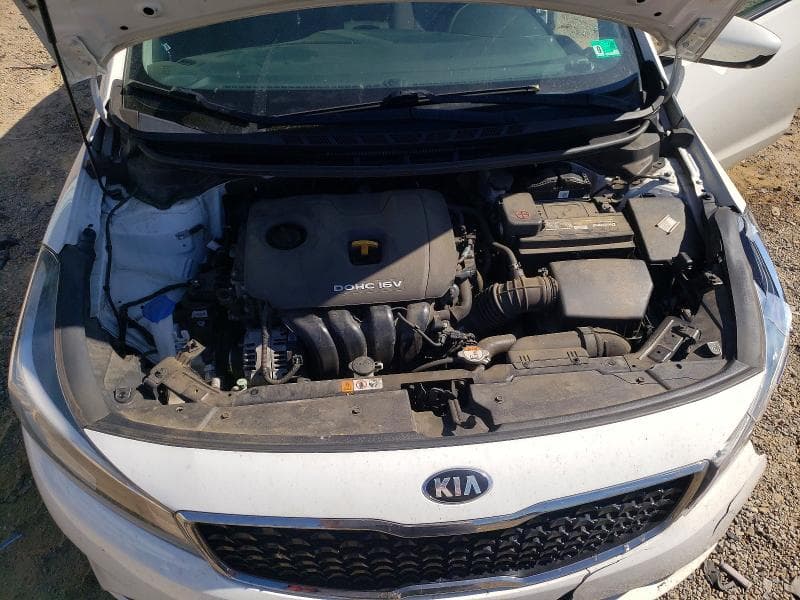 2017 KIA FORTE S 11