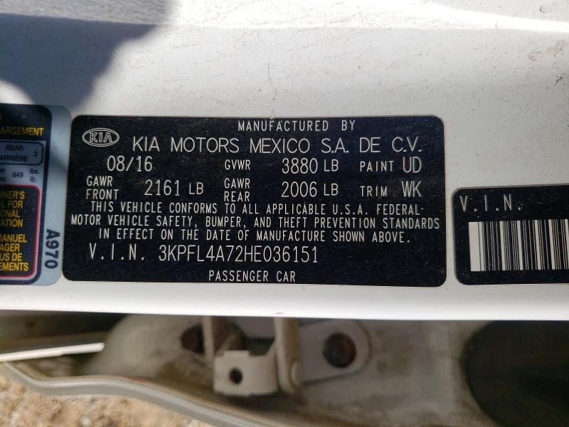 2017 KIA FORTE S 12