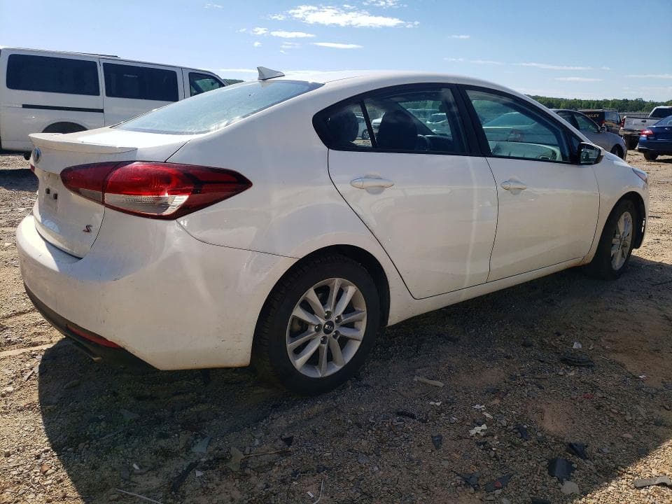 2017 KIA FORTE S 3