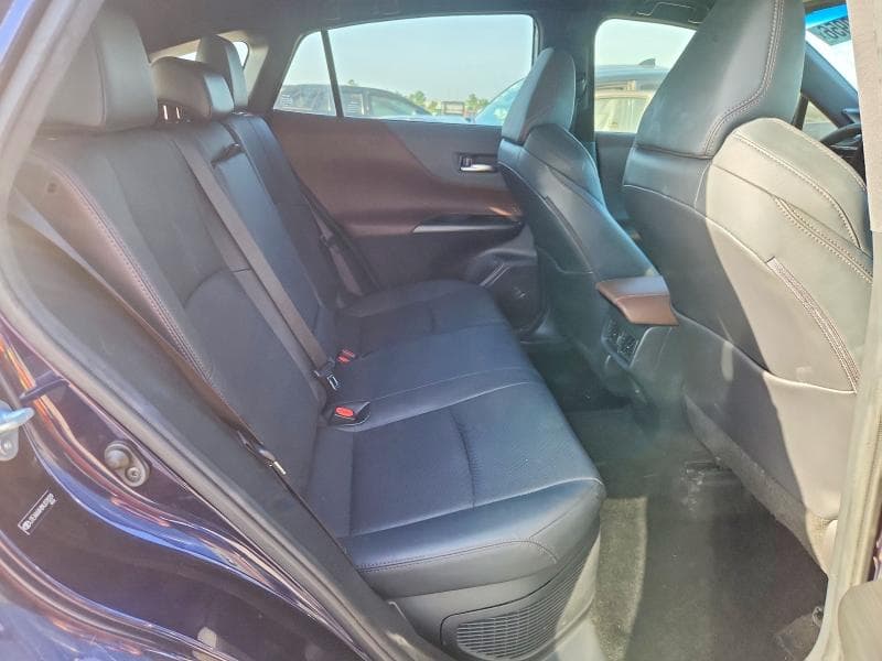 2021 TOYOTA VENZA XLE XLE 11