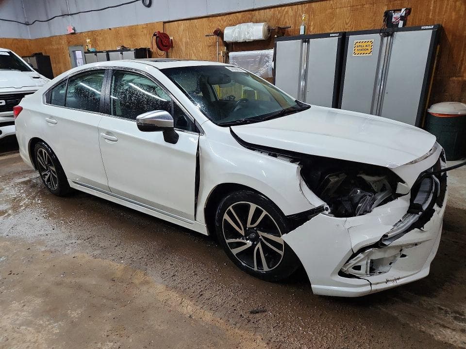 2018 SUBARU LEGACY SPORT 4