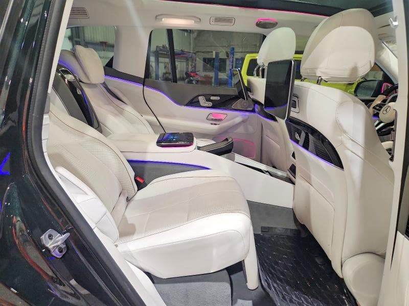 2023 MERCEDES-BENZ MAYBACH MERCEDES-MAYBACH GLS600 4M 10