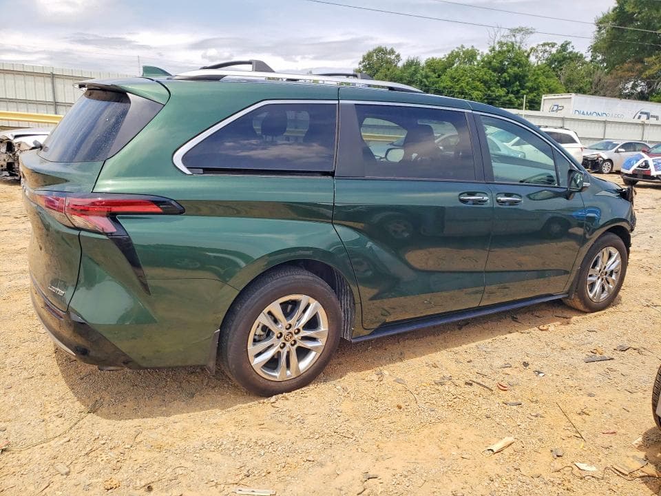 2025 TOYOTA SIENNA LIMITED 7-PASSENGER 3