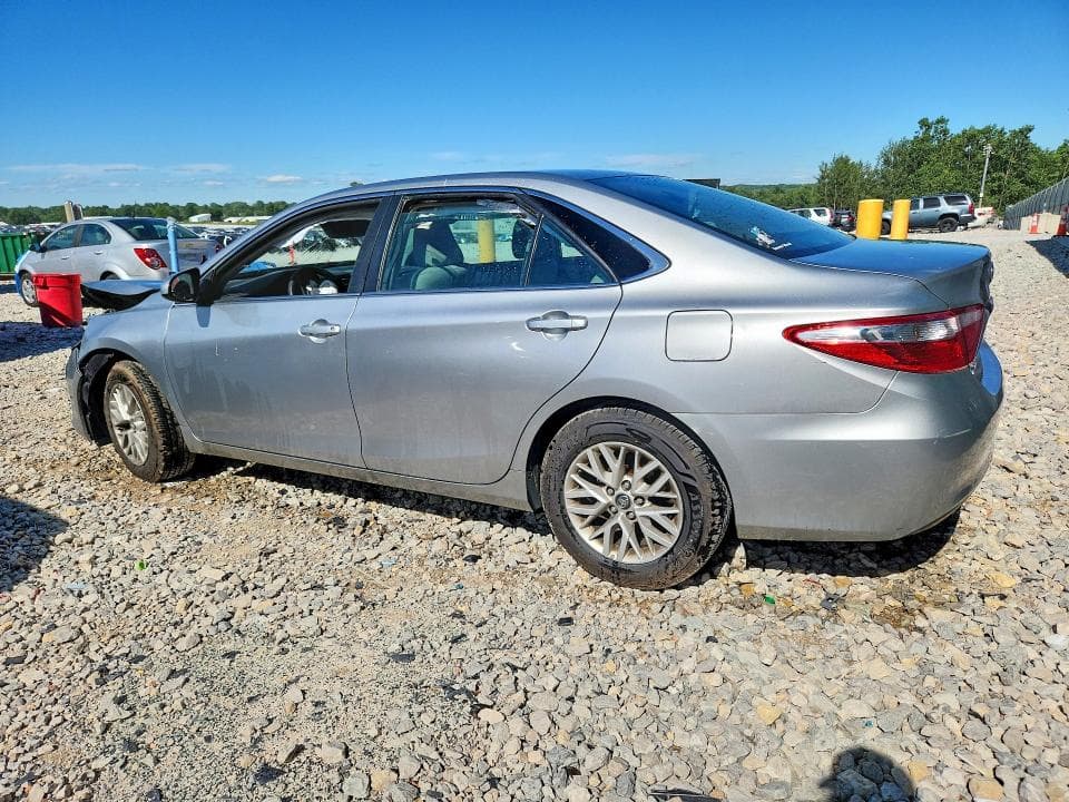 2017 TOYOTA CAMRY LE LE 2