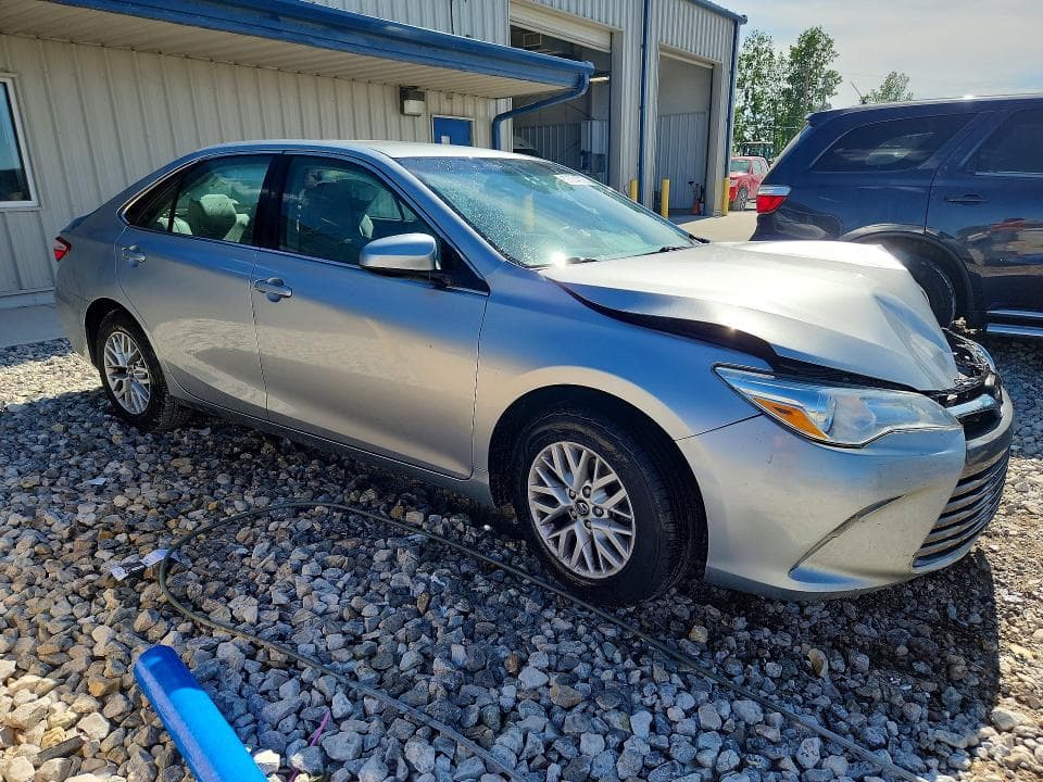 2017 TOYOTA CAMRY LE LE 4