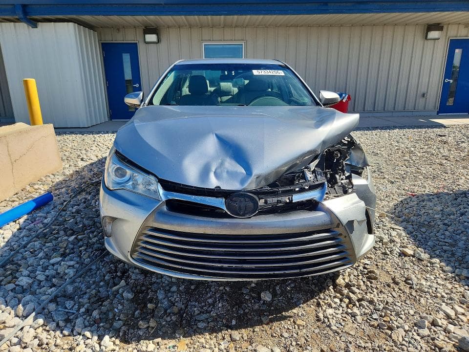 2017 TOYOTA CAMRY LE LE 5