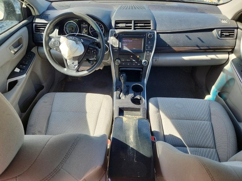 2017 TOYOTA CAMRY LE LE 8