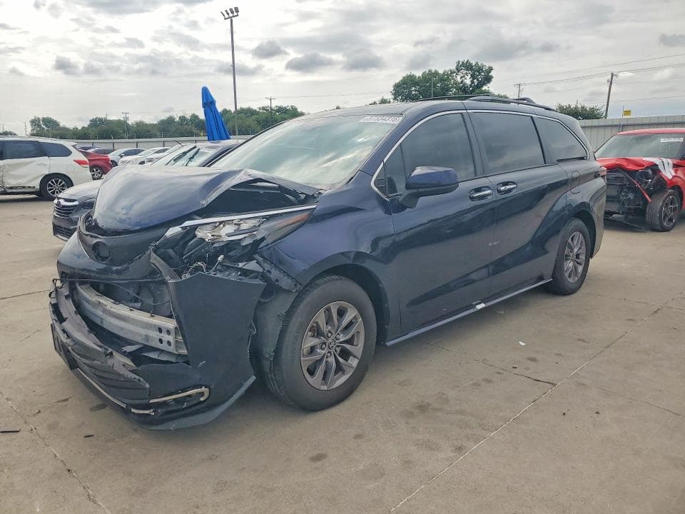 2023 TOYOTA SIENNA XLE XLE - 1