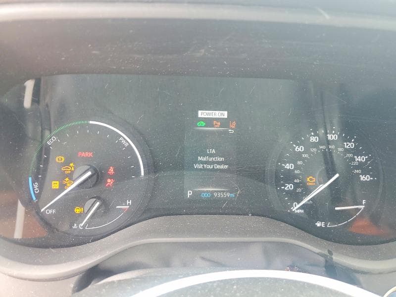 2023 TOYOTA SIENNA XLE XLE 9
