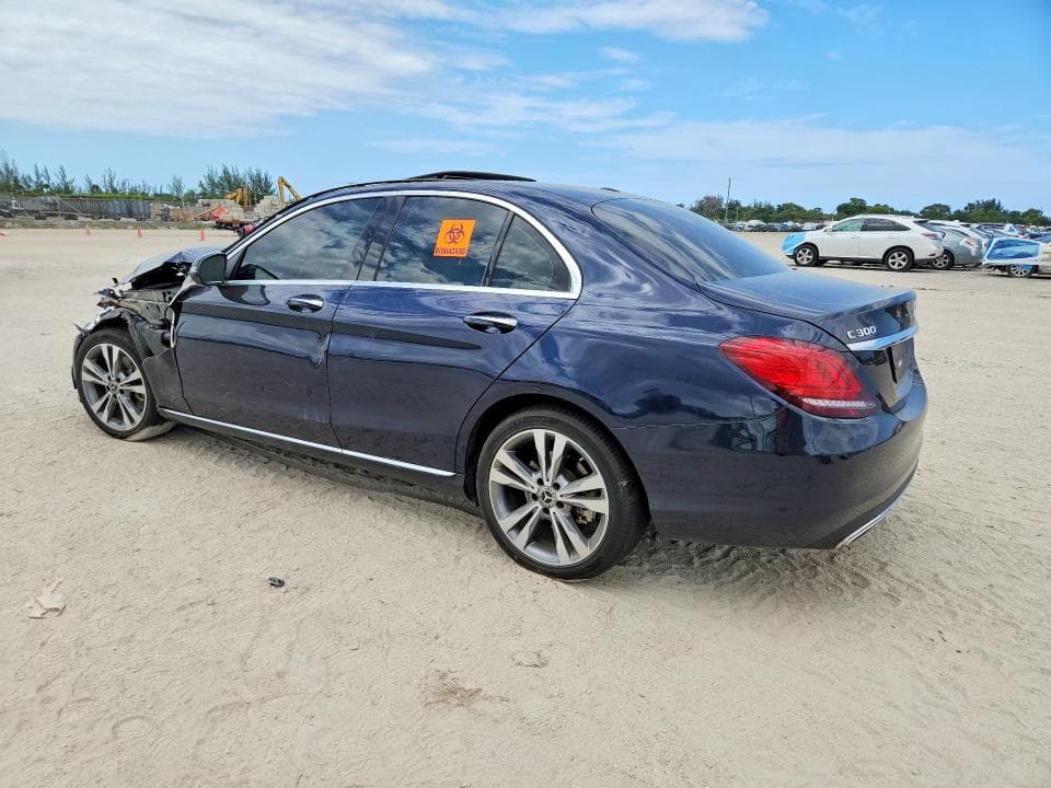 2020 MERCEDES-BENZ C 300 2