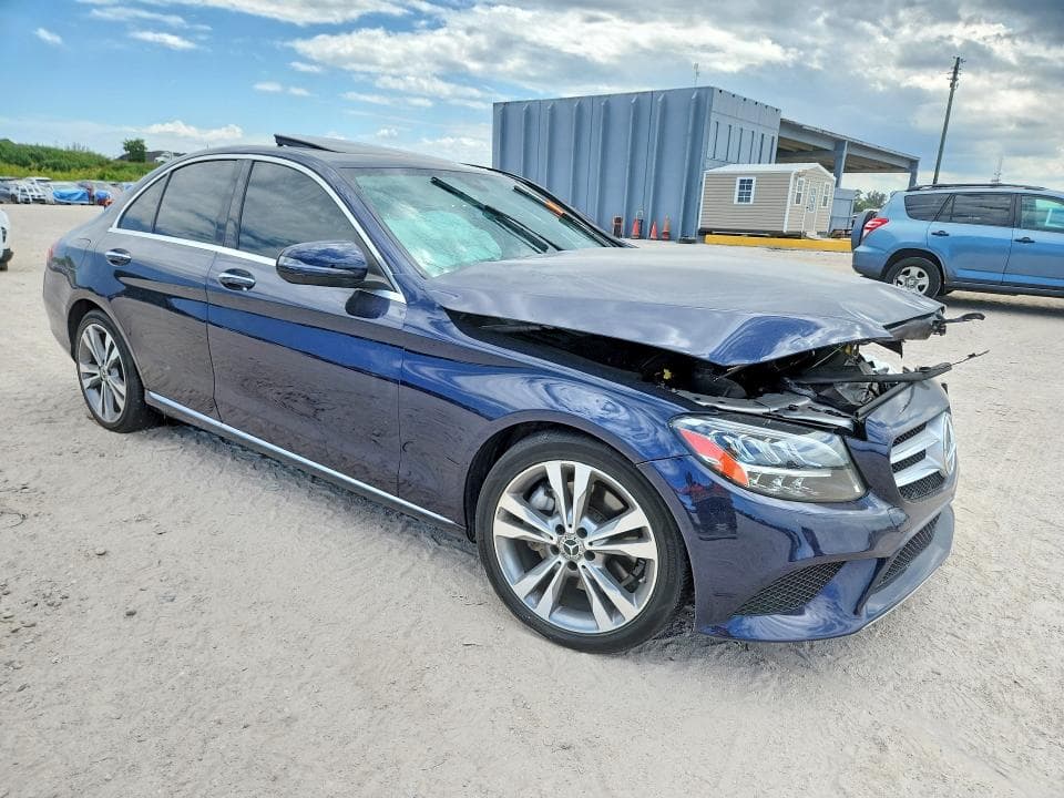 2020 MERCEDES-BENZ C 300 4