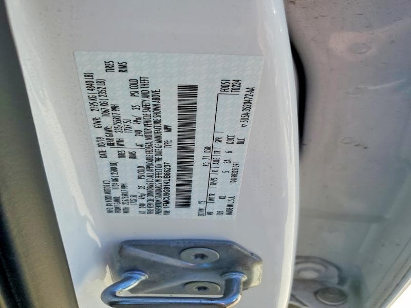 2019 FORD ESCAPE SE SE 13
