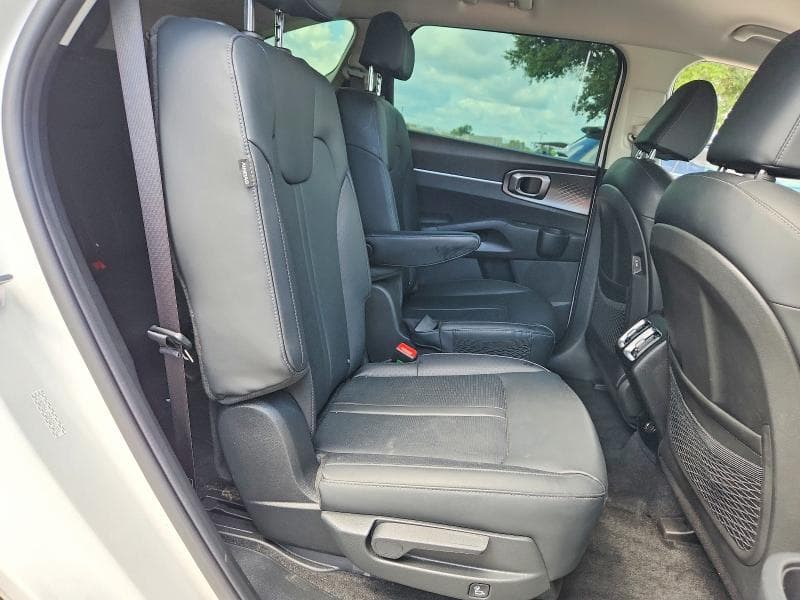 2025 KIA SORENTO EX 11