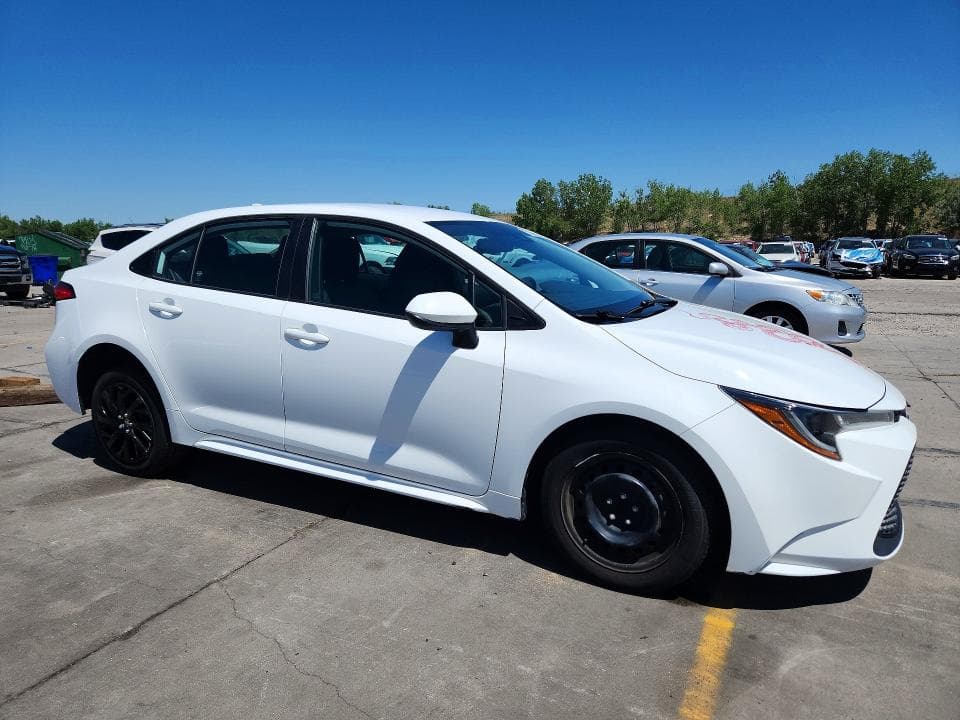 2021 TOYOTA COROLLA LE 4