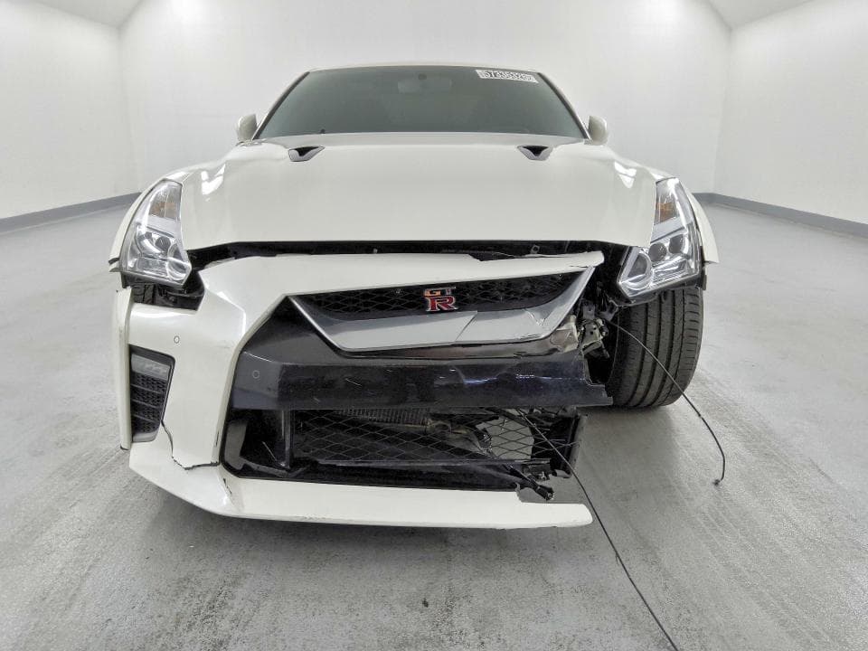 2021 NISSAN GT-R PREMIUM 5