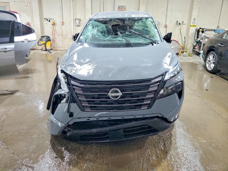 2026 NISSAN ROGUE SV 5