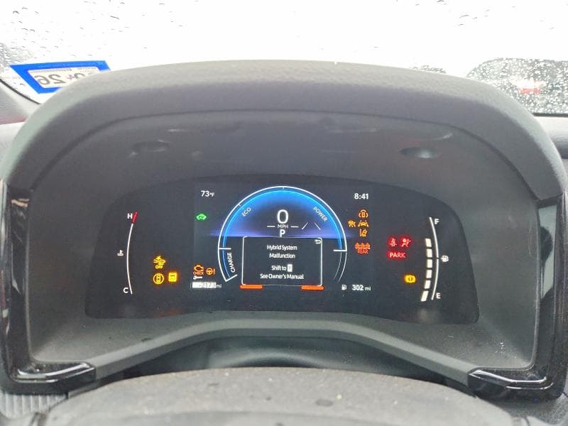 2025 TOYOTA CAMRY SE 9