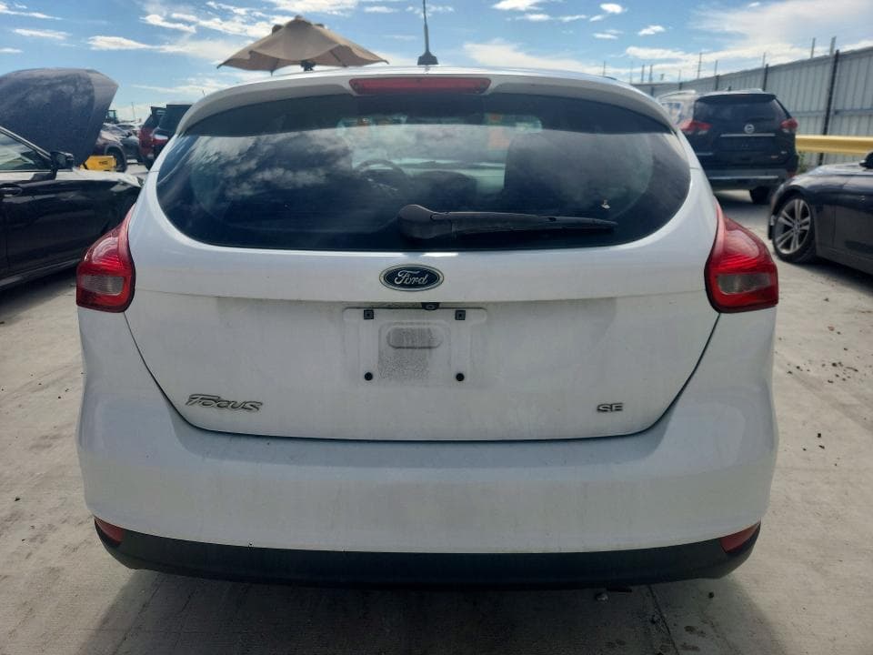 2018 FORD FOCUS SE 6