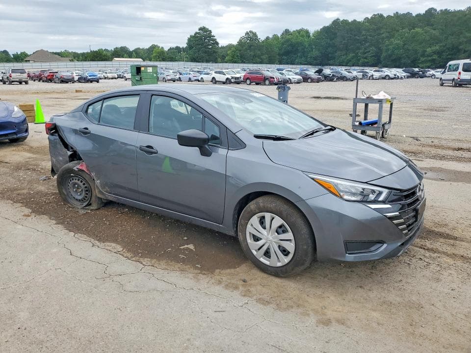 2025 NISSAN VERSA S 4
