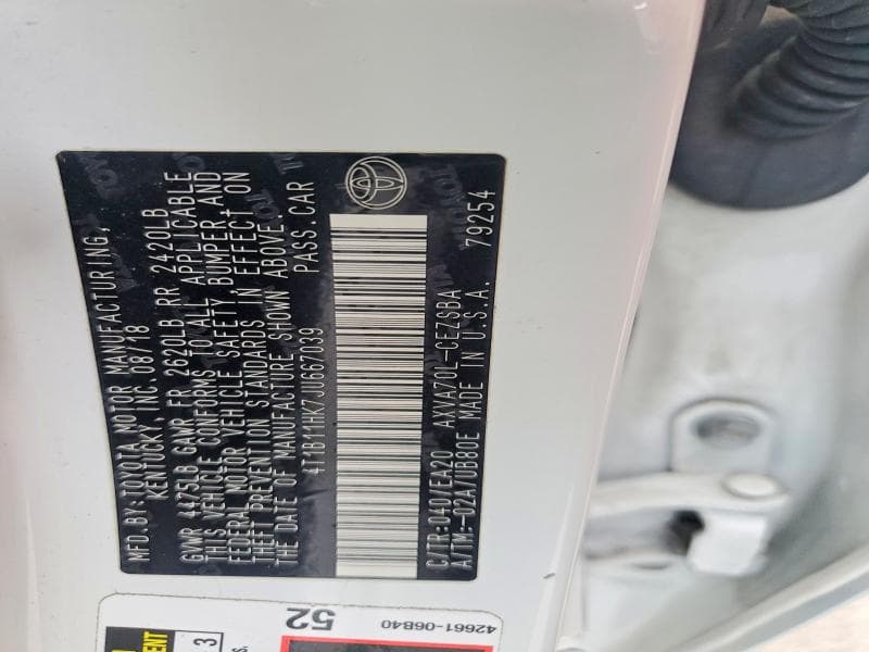 2018 TOYOTA CAMRY SE 12
