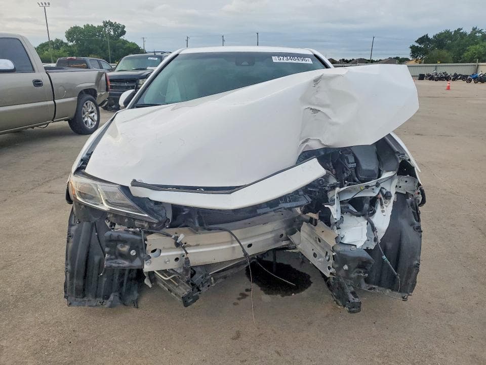 2018 TOYOTA CAMRY SE 5