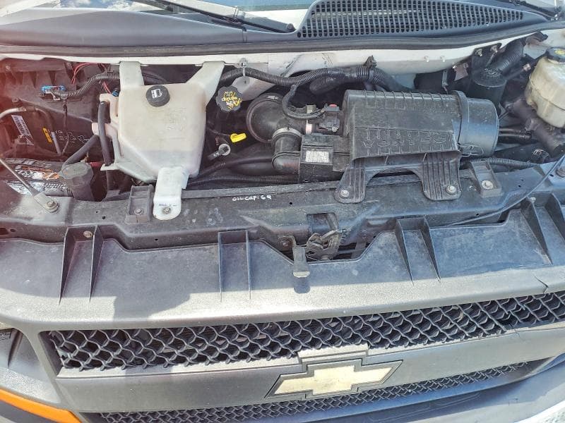 2017 CHEVROLET EXPRESS G2500 11