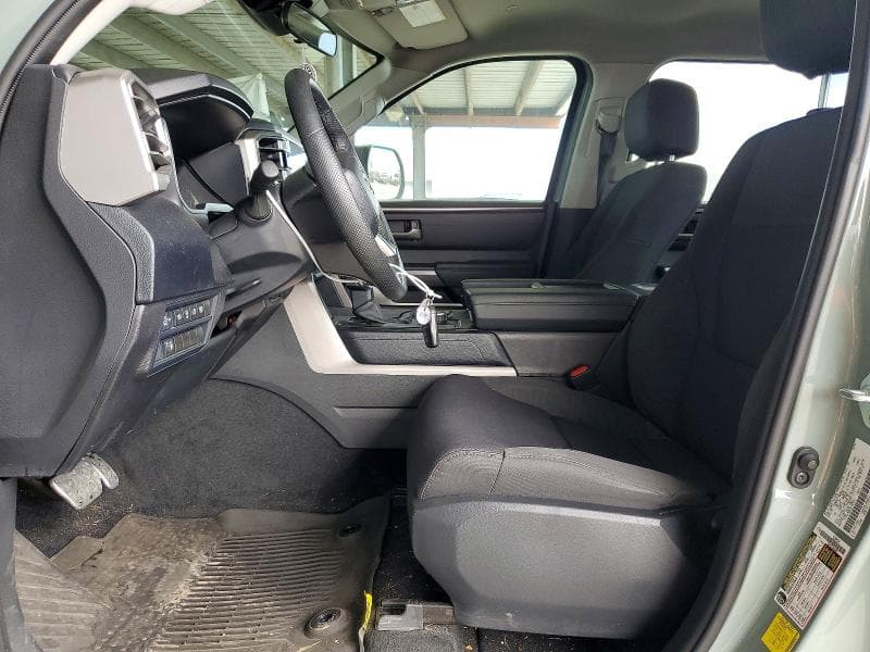 2024 TOYOTA TUNDRA SR5 SR5 7